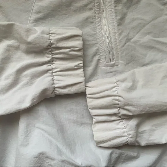 Alo Yoga Cropped 1/4 Zip Alumni Pullover White S - Picture 10 of 15